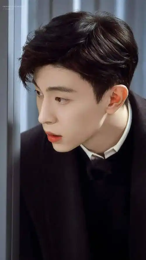 邓伦明星爱豆头像壁纸