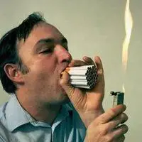 关于烟酒的伤感图片 喝酒抽烟伤感图片_微信头像图片大全