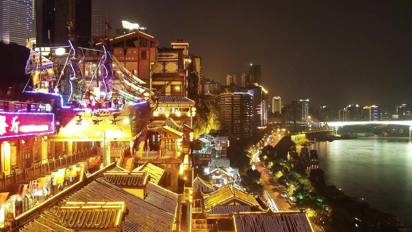 重庆最火的网红景点,不再是洪崖洞,这个景点更受游客欢迎!