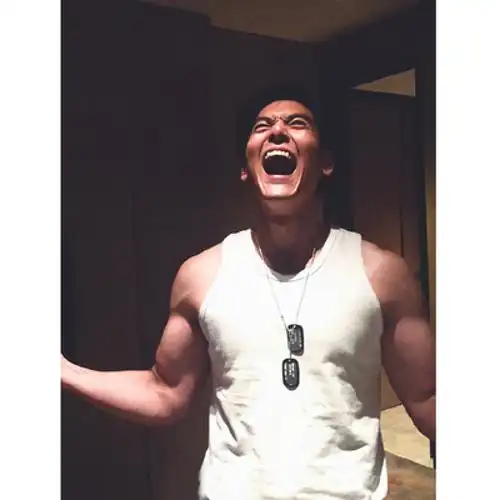 锻炼励志背景图彭于晏健身海报男神彭于晏海报影视帅哥肌肉男图健身房