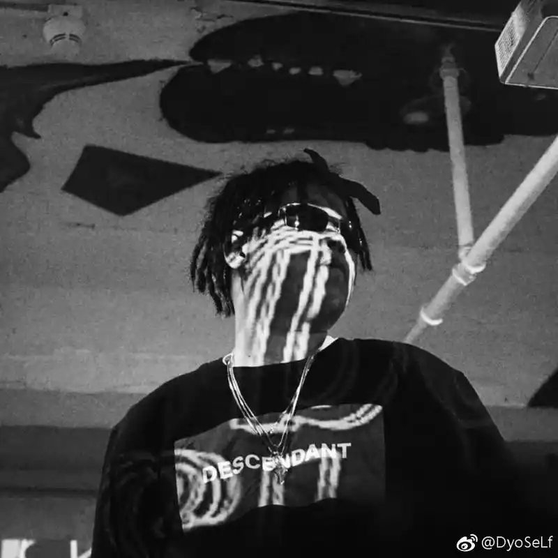 从北京最热门的hiphop团队成员到和阿克江创立天山摇摆客这个新疆