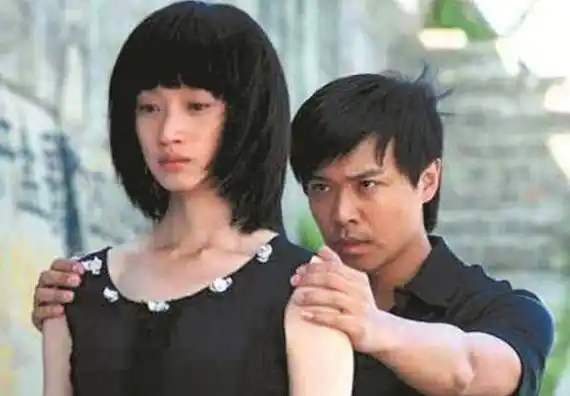 朱亚文和9年初恋分手,立刻娶陈思诚前女友,5年生2胎_潘禹彤_沈佳妮