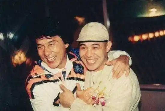 原创成龙李连杰已经老了能打的人不多了所以请别再指责他们了