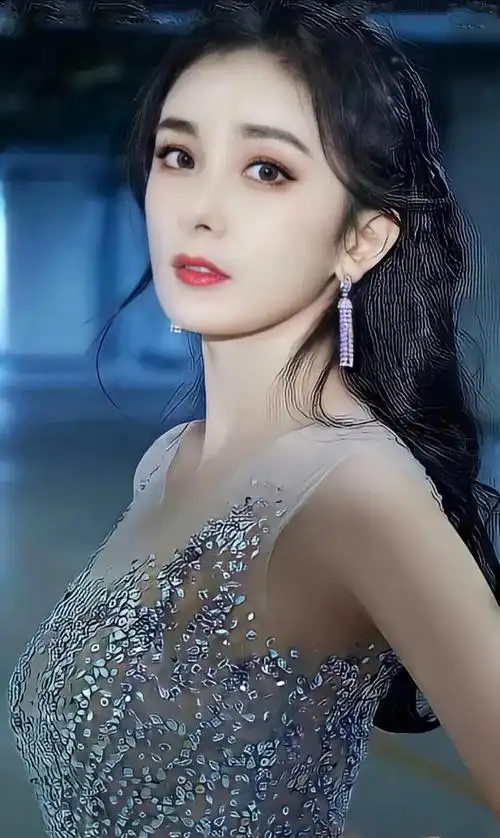 杨幂自信又迷人的女人