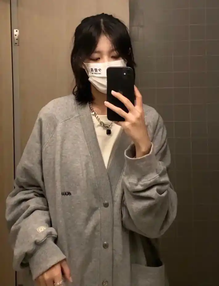 今天犯点什么坏好呢04.#短发女生#女生帅起来#女生短发发型 - 抖音