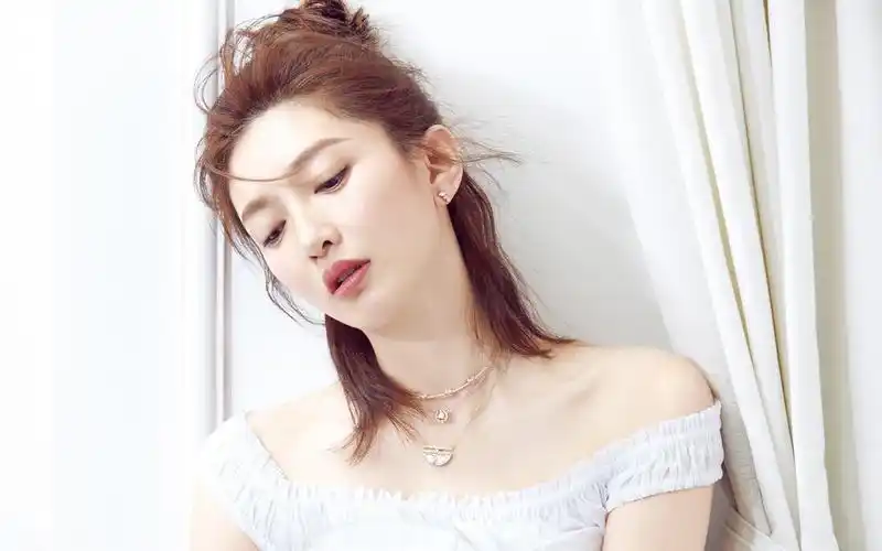 美女江疏影图片壁纸-美女壁纸-高清美女图片-娟娟壁纸