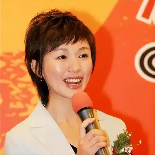 4位至今未婚的女主持有的事业忙有的被嫌胖各有各的苦衷