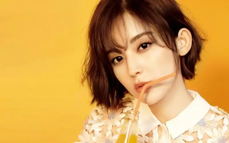 古力娜扎唯美复古写真画报电脑壁纸