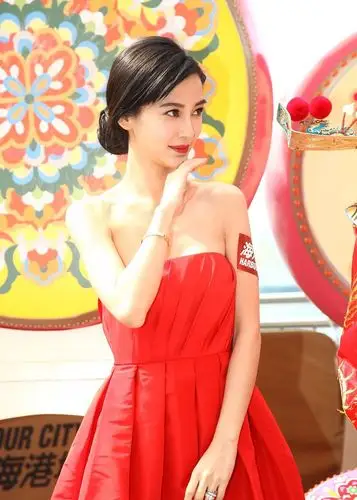 杨颖连衣裙穿搭,尽显女神气质