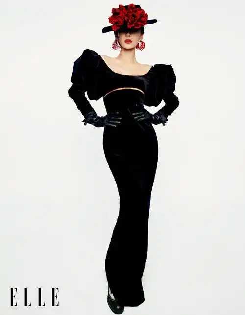 时尚资讯##杂志大片#杨颖 elle 11月刊封面人物大片|复古优雅的的