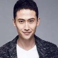 男士小平头夏季头像照片【点击鼠标右键下载】