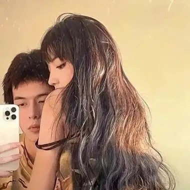 高级高冷双人同框情侣头像图片 稀有罕见的成熟酷拽情侣头像图片_情侣