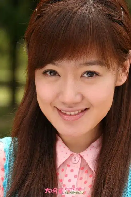 小天鹅主持人薛佳凝个人资料和图片薛佳凝前男友是谁