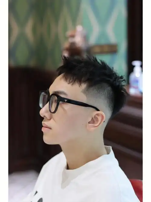 男生凌乱微分|少年感|男生减龄发型适合长脸 圆脸 椭圆脸 心型脸 倒