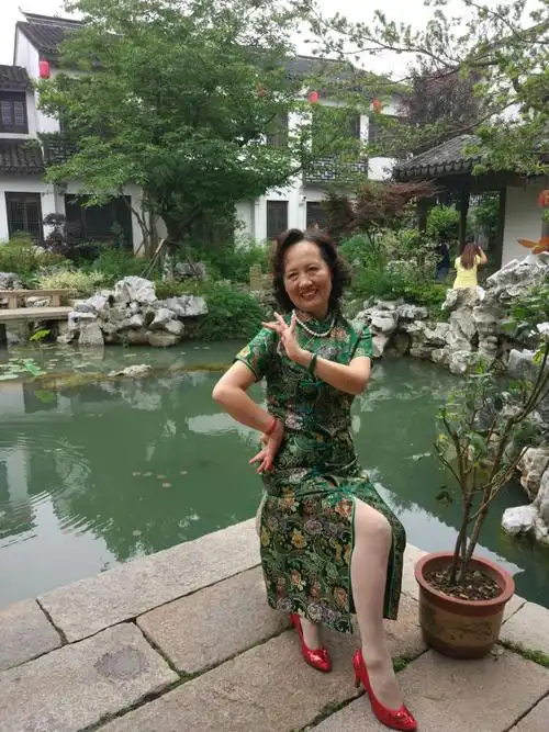 巡塘古镇旗袍秀 - 美篇