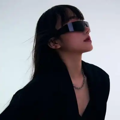 你要永远高傲 别被世俗叨唠_女生头像_我要个性网