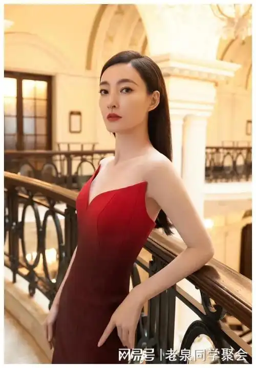 王丽坤背后的故事