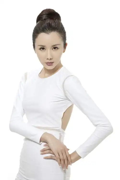 【转载】【组图】丽人写真——孙菲菲