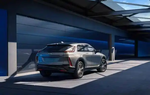 随着新能源汽车市场的快速发展和竞争的加剧,通用汽车也加快了其电动