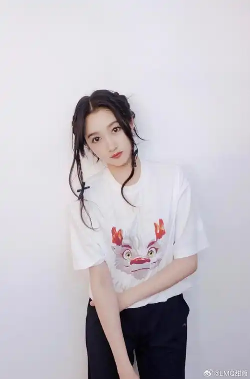 夏日青春派对##超话星愿池##关晓彤杨佳佳##关晓彤了