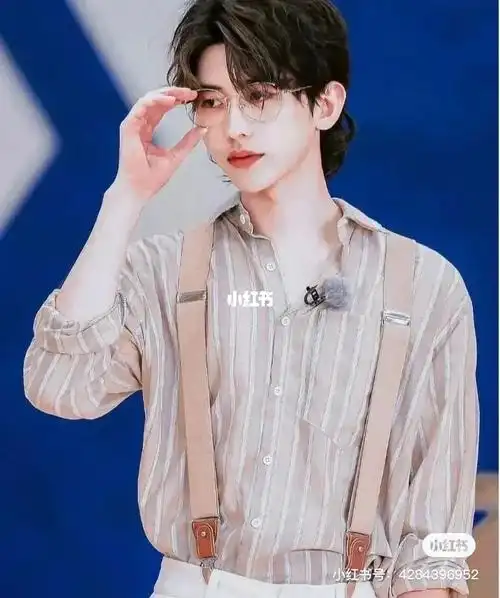 宋亚轩vs蔡徐坤