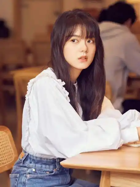 林妙妙化妆像极了佟湘玉#林妙妙要和钱三一去约