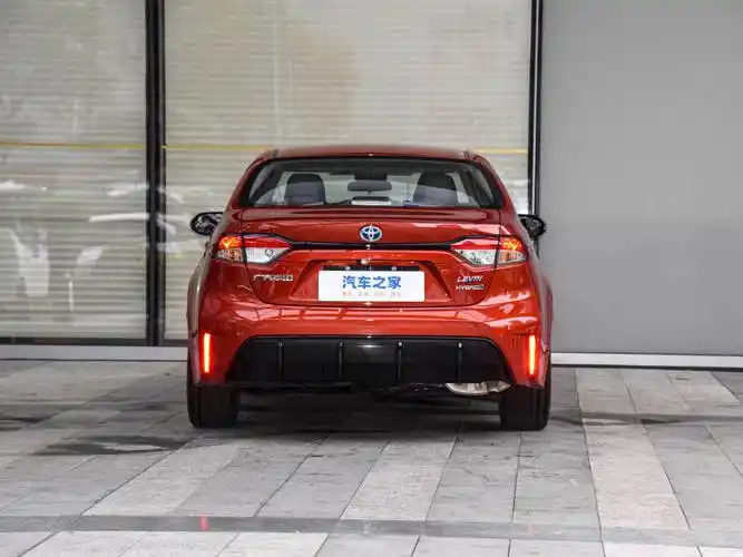 广汽丰田 雷凌 2023款 智能电混双擎 1.8l 运动版