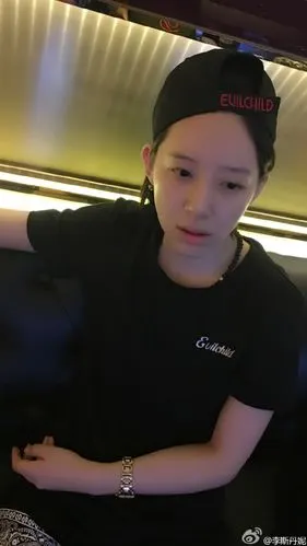 盖世英雄 李斯丹妮 生活中的小点滴