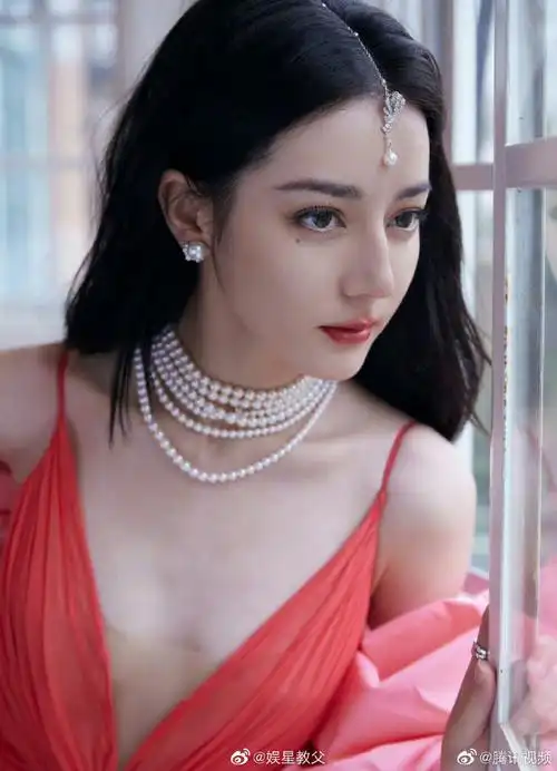 迪丽热巴珍珠女孩##微博之夜