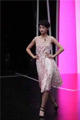 付思琪《一年级》面临甄别危机 孙耀琦暖心安慰