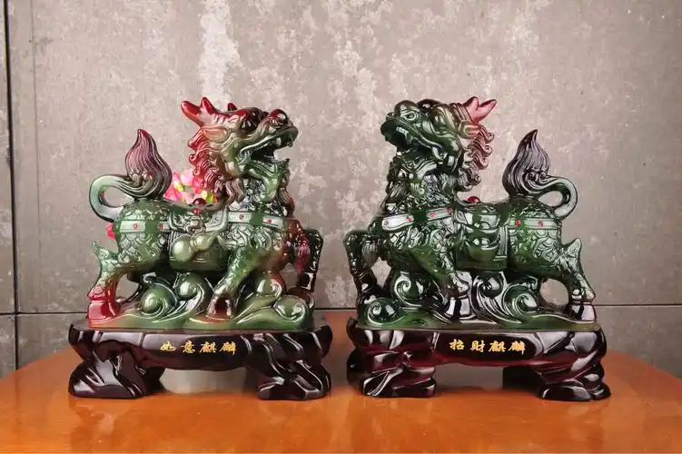 浙江金华招财麒麟树脂摆件 墨玉麒麟树脂摆件 招财辟邪办公家居摆件