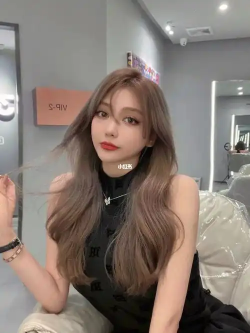 新染的奶茶灰金色发色我太爱了 93_发色_染发_奶茶灰棕_3am hair