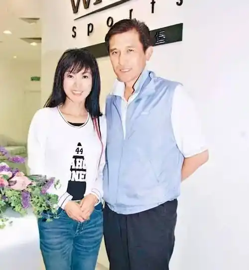 原创65岁的米雪两段恋情却一生未嫁虽终身不嫁却活成了传奇