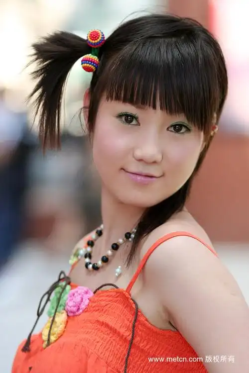 张筱雨是中国最有名的人体模特.