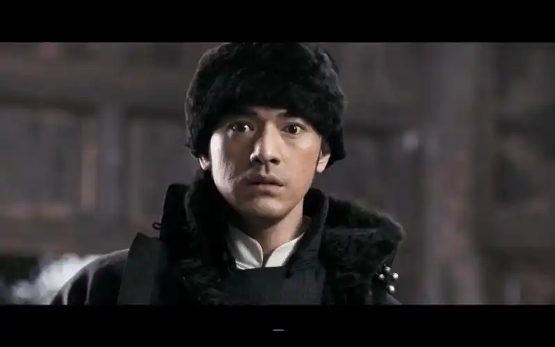 金城武 穿毛衣,整理房间 整整齐齐