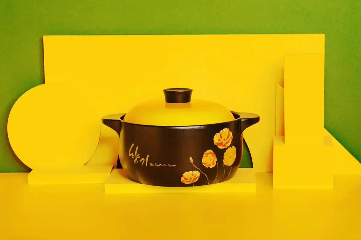 ins风产品图拍摄,耐高温陶瓷砂锅 摄影/后期:我 #电商产品图拍摄#摄影