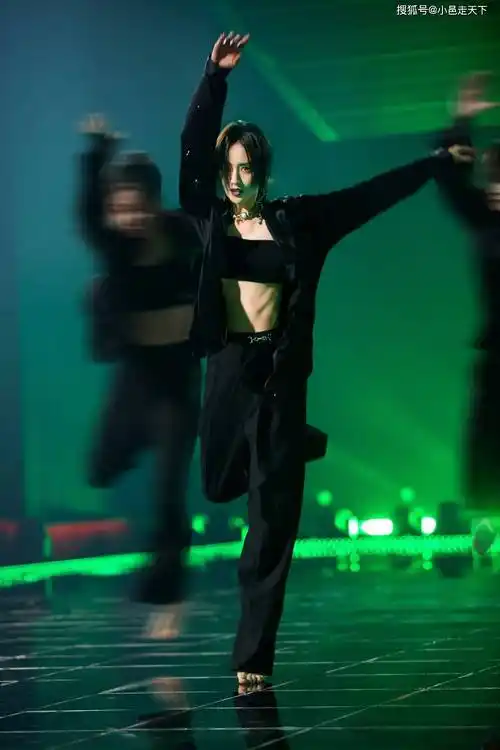 佟丽娅舞蹈生性感合集