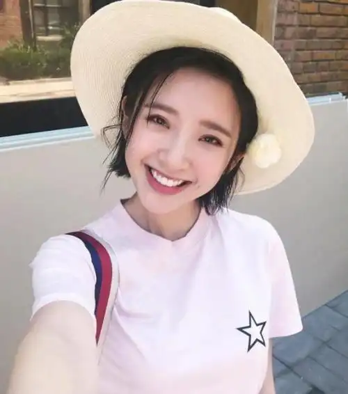 唐艺昕的笑我所见过的明星里笑的最甜的人之唐艺昕