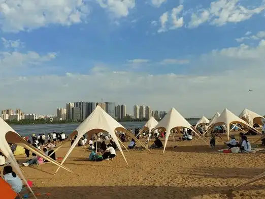 临沂市城管局园林环卫中心桃园管理办公室多措并举打造"魅力阳光沙滩"