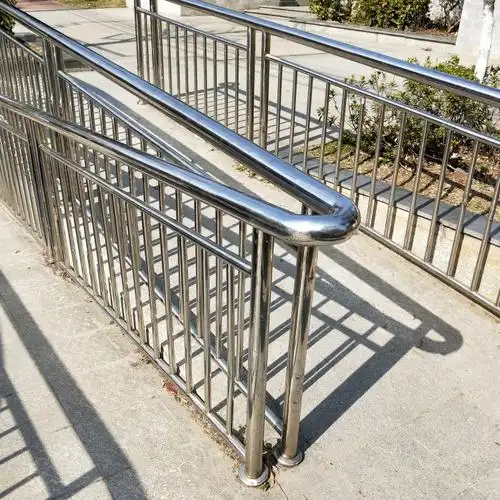 不锈钢活动围栏来图定制304不锈钢盲人护栏围栏包工包料围栏安装