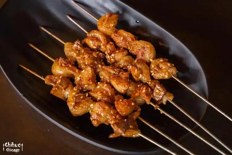 铁子本山叔喊你来吃烧烤铁岭那嘎达的小串芝城首家望京小腰