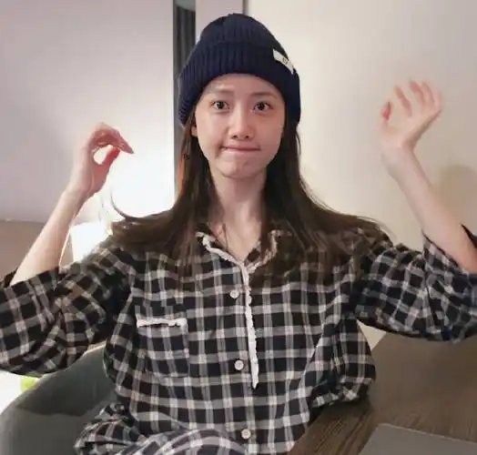 满30减15啊林允儿分享日常素颜出镜皮肤嫩出水31岁还是初恋脸