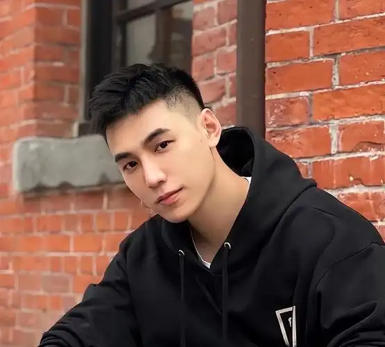 2022最火男士短发超(最热门的男生时尚发型大盘点) - ppt汇