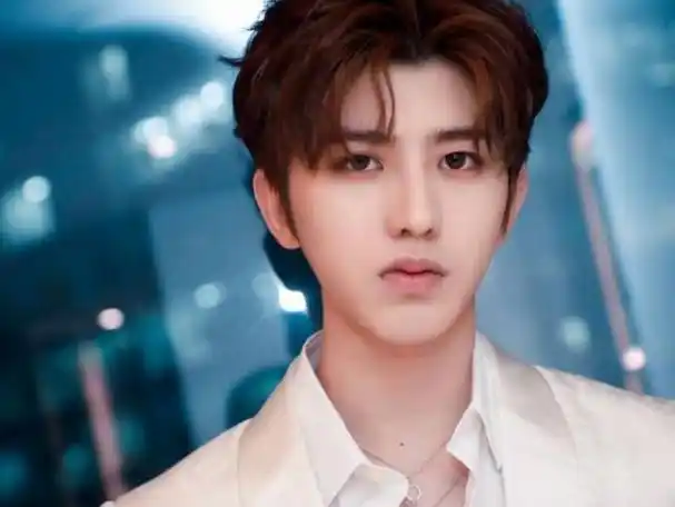 《跑男》被曝永久停播,已从节目单除名,蔡徐坤或将被索赔上千万