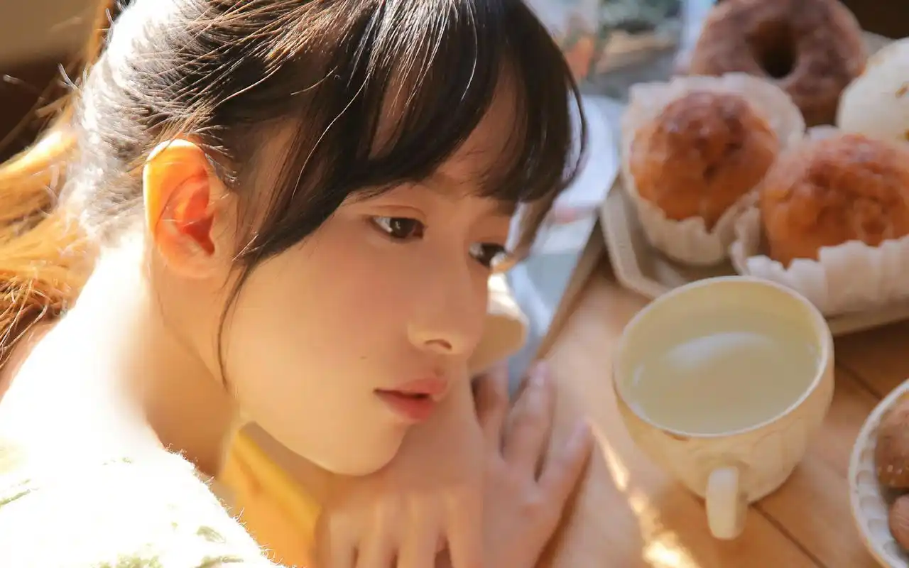 日系文艺美女清新慵懒治愈系风格唯美高清壁纸