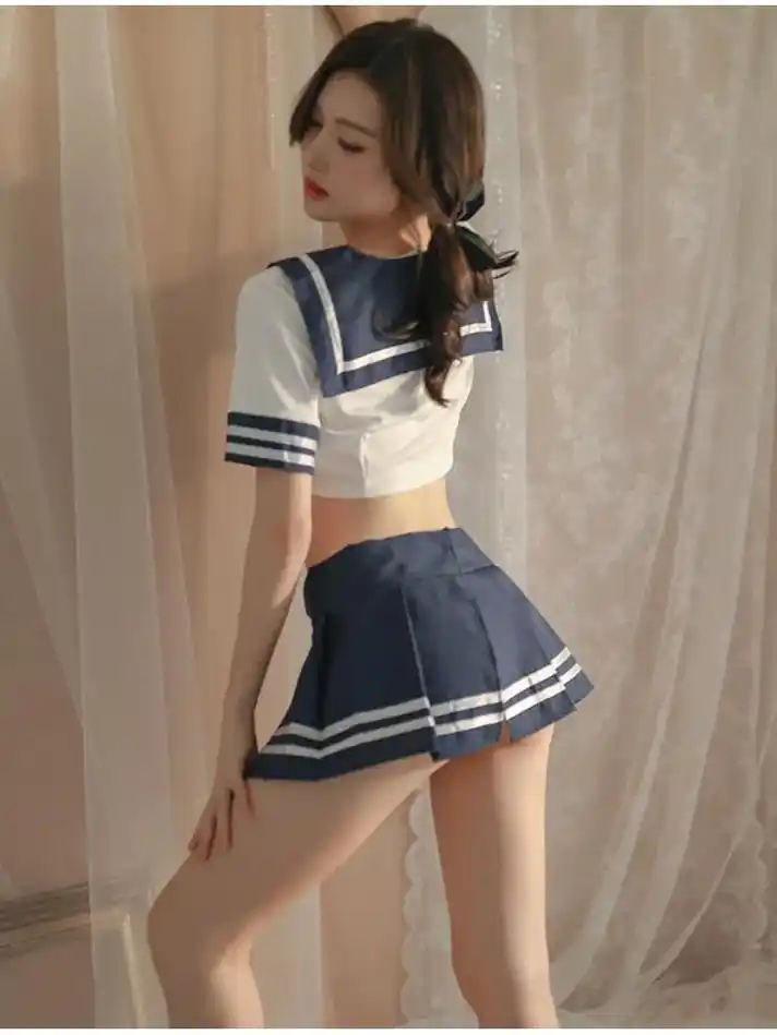 超级可爱的学生装,让你瞬间变身为校园女神!清新又性感,显瘦又 - 抖音