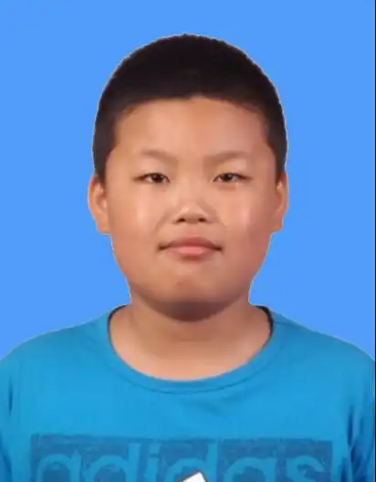 将背景改成蓝底儿(就是普通要求蓝底照片的蓝色),尺寸为小二寸