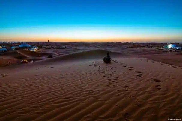 腾格里沙漠旅游攻略