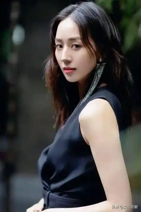 原创一分钟了解台湾第一气质美女蛇精脸张钧甯