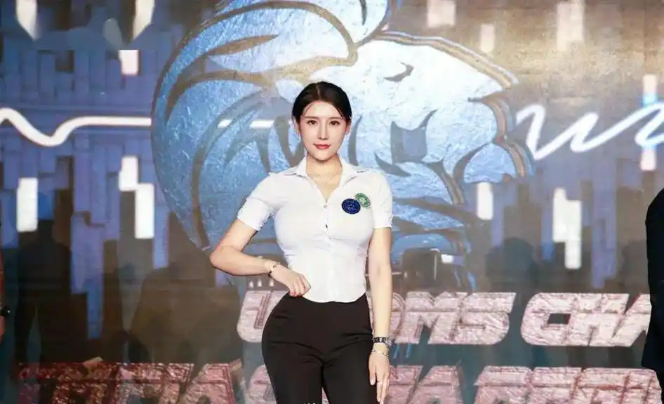 国产健身达人不看脸只看身材只想给她点赞